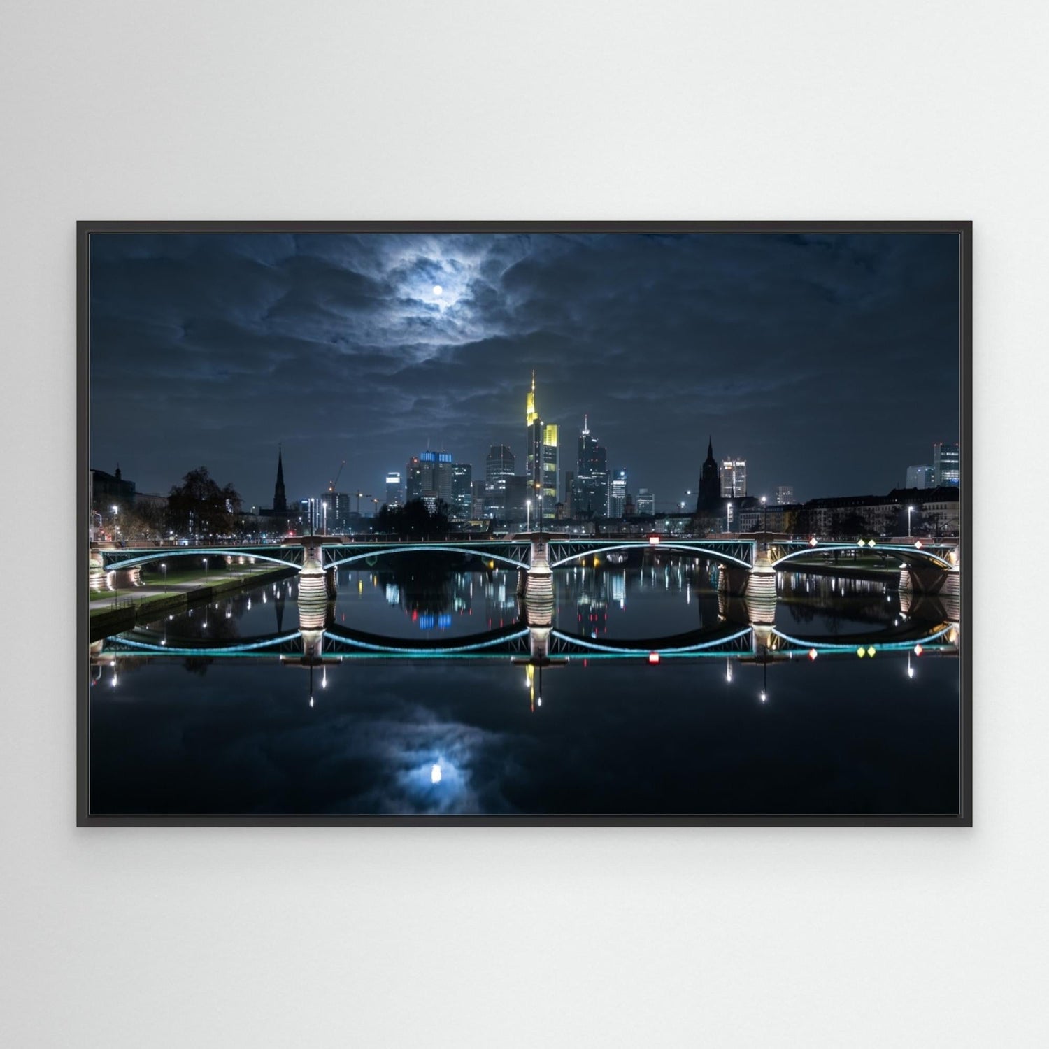 BigFatCanvas by night.
