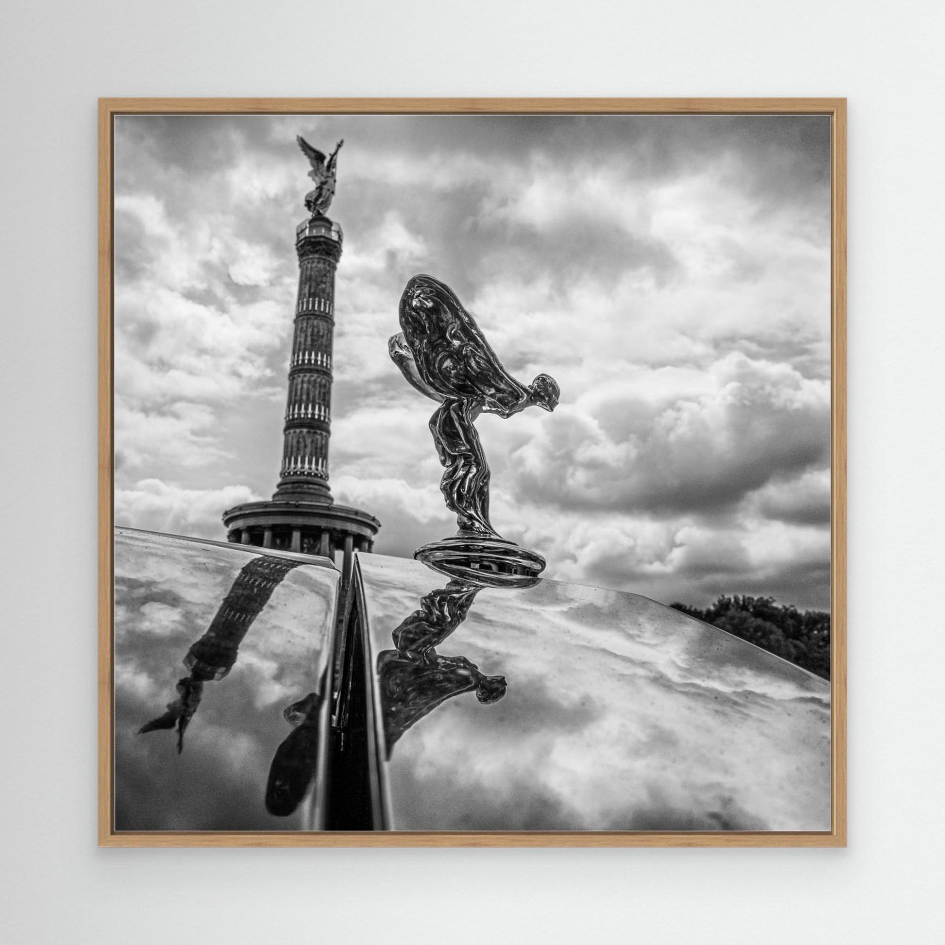 VICTORIA &amp; EMILY by Stephan Rückert