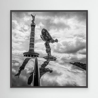 VICTORIA &amp; EMILY by Stephan Rückert