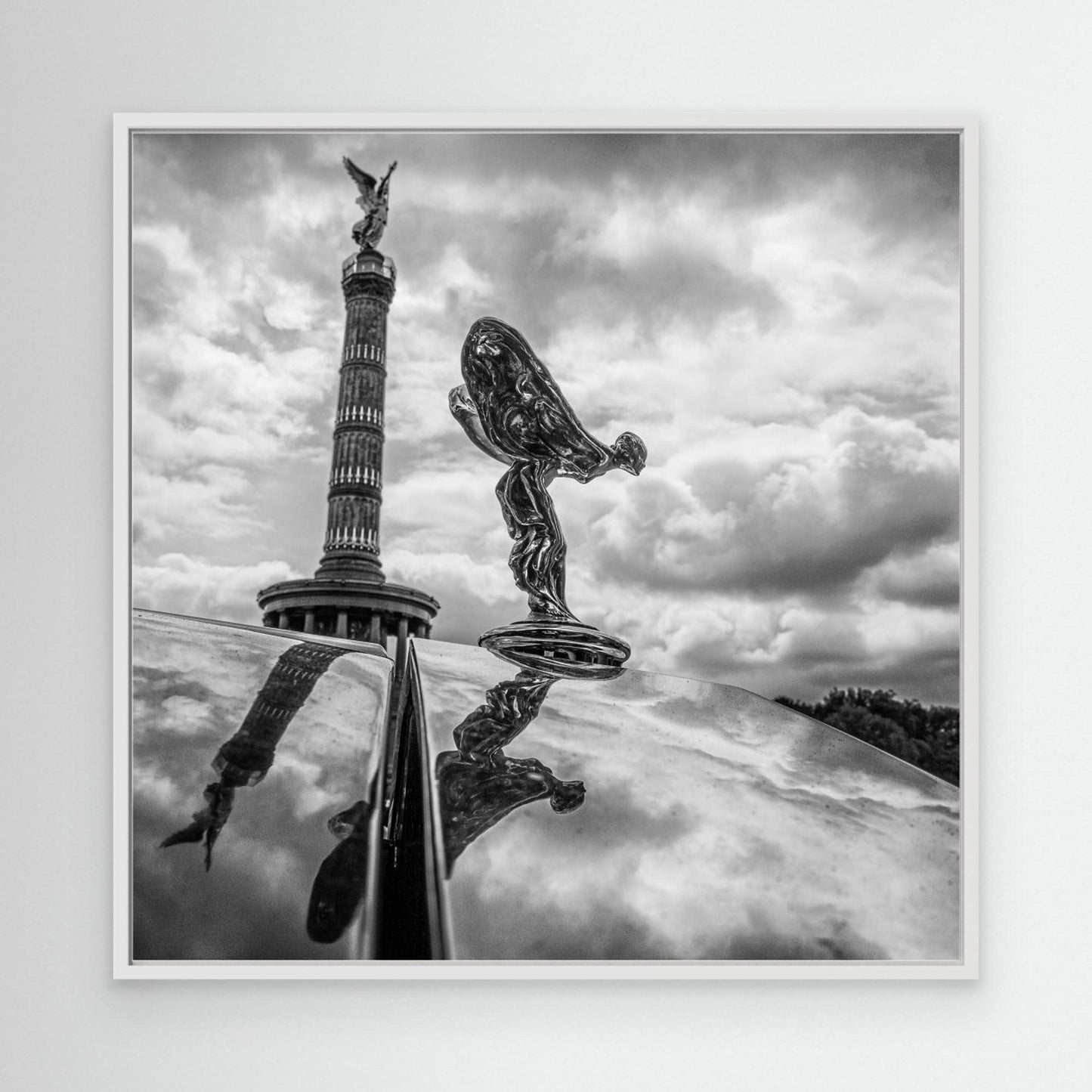 VICTORIA &amp; EMILY by Stephan Rückert